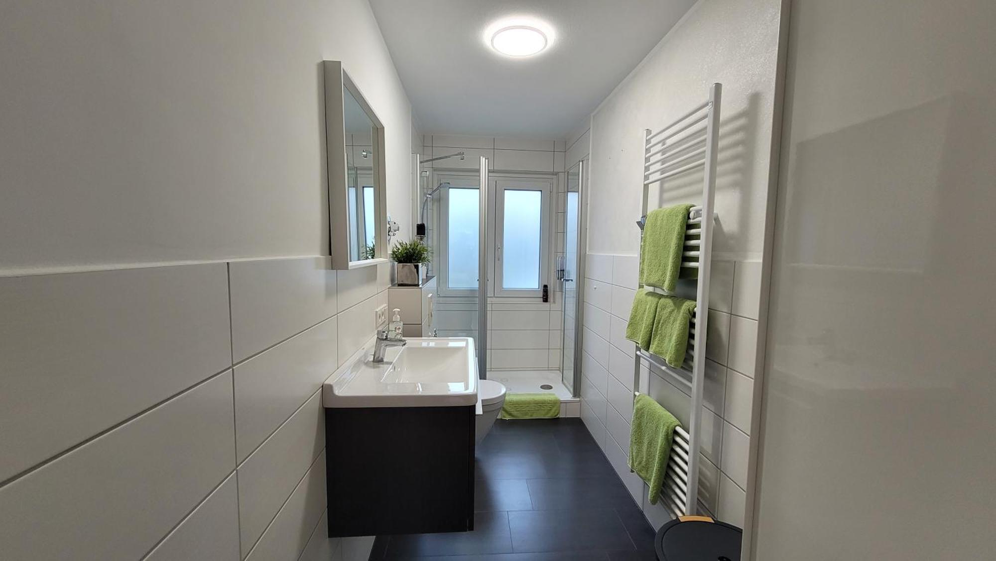 Ruhig Gelegene 2-Zi Fewo, Wallbox, Balkon Essen Eksteriør bilde